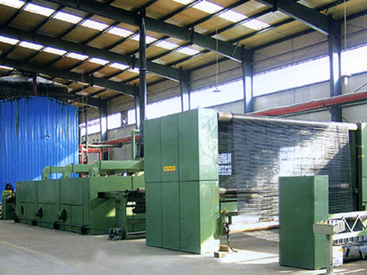 玻纖土工格柵生產(chǎn)線(xiàn)設備